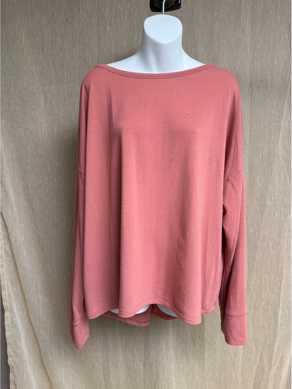 Old Navy Active Dusty Rose Sweater - XL